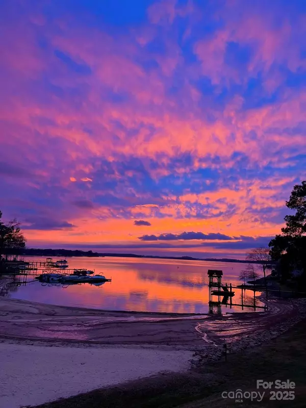 Cornelius, NC 28031,17811 Half Moon LN #E