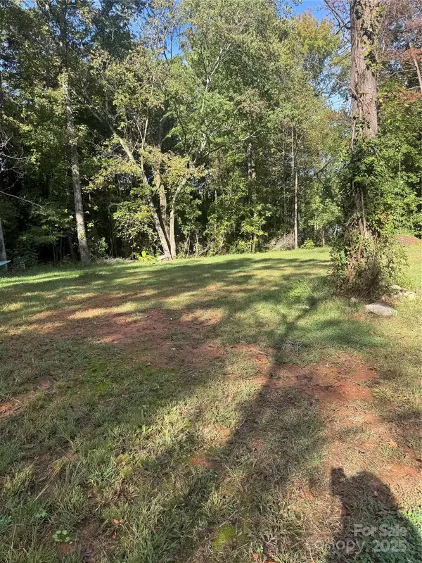 Charlotte, NC 28269,7708 Ocala RD