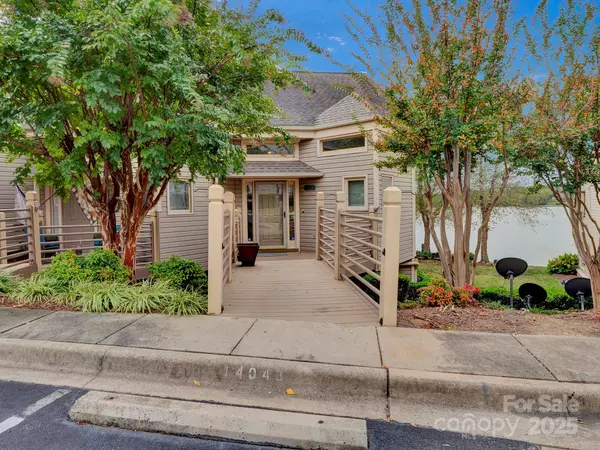 Charlotte, NC 28278,14043 Queens Harbor RD