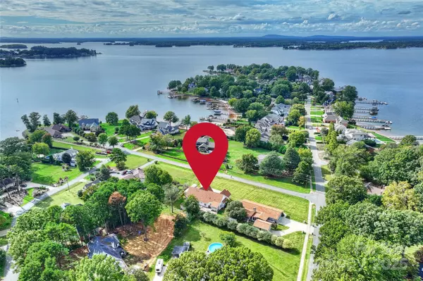 Cornelius, NC 28031,21228 Lakeview CIR