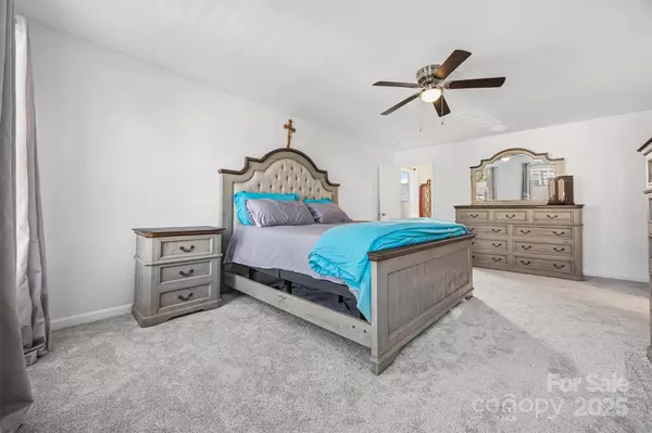 Rock Hill, SC 29730,831 Yale ST #30