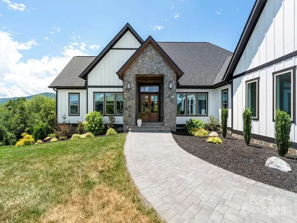 Mills River, NC 28759,465 Daniel Circle DR
