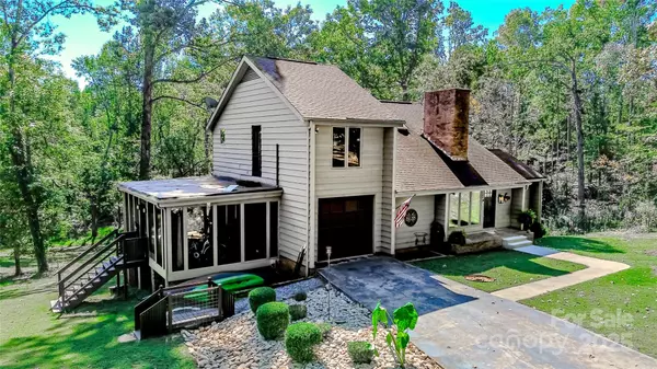 Forest City, NC 28043,142 Padgett-Burns RD