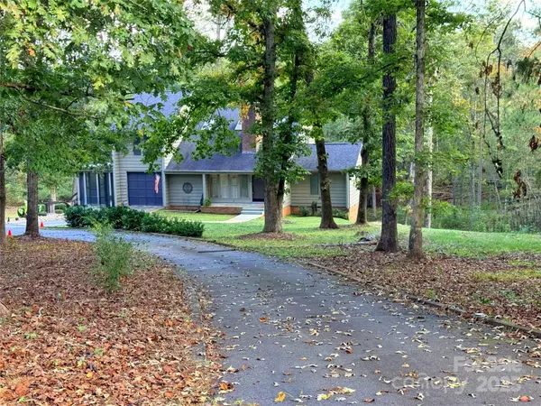 142 Padgett-Burns RD, Forest City, NC 28043