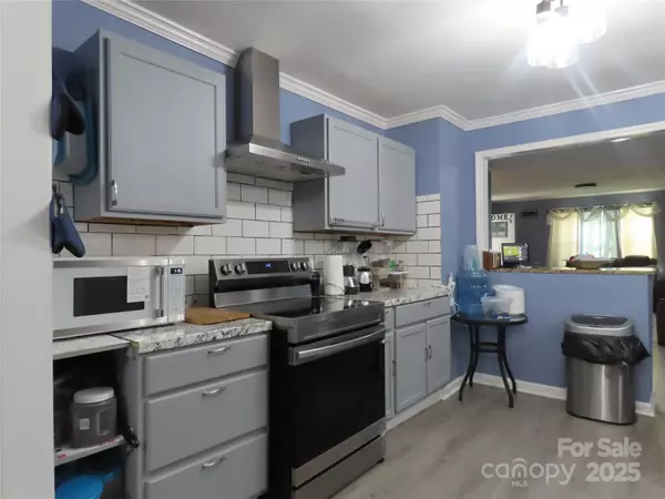 Lancaster, SC 29720,214 E Springs ST