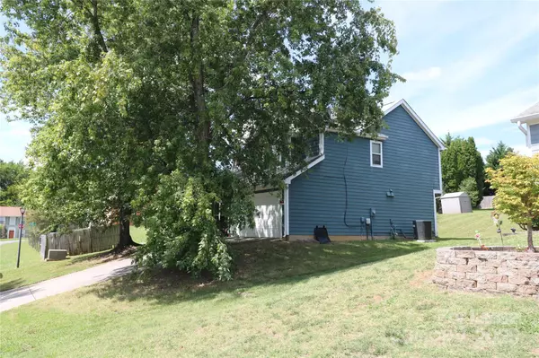Charlotte, NC 28217,7130 Lanark CT