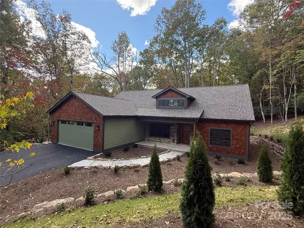 230 Catatoga PATH, Brevard, NC 28712