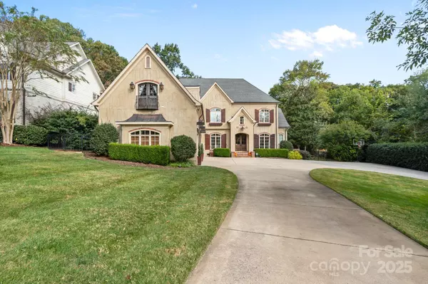 Charlotte, NC 28270,924 Jefferson DR