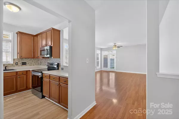 Fort Mill, SC 29707,6014 Black Heath DR