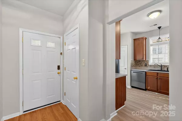 Fort Mill, SC 29707,6014 Black Heath DR