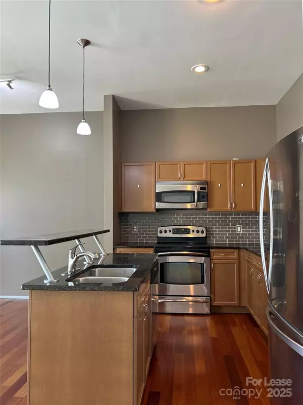 Charlotte, NC 28203,291 McDonald AVE