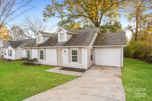 Monroe, NC 28110,4905 Farmview DR