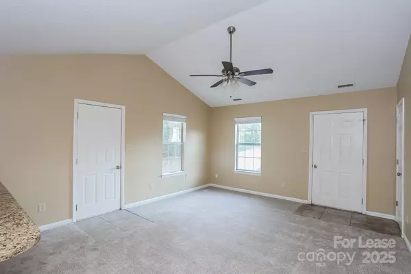 Monroe, NC 28110,4905 Farmview DR