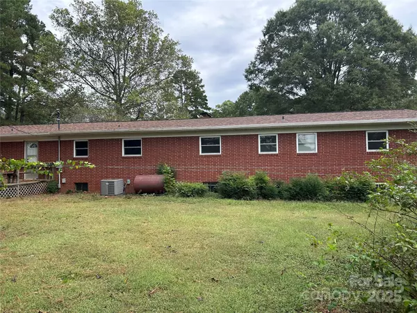 Albemarle, NC 28001,20159 Efird RD