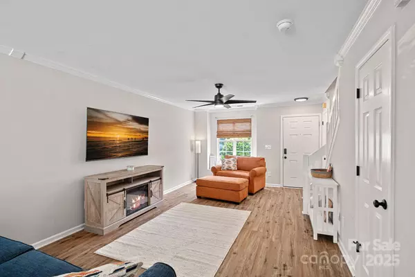 Charlotte, NC 28215,5415 Kimmerly Woods DR
