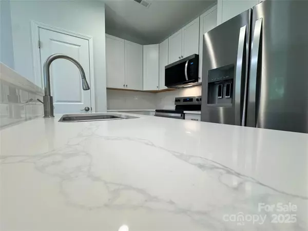 Gastonia, NC 28052,1217 Mountain AVE