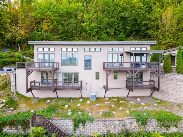 Asheville, NC 28804,128 Leisure Mountain RD