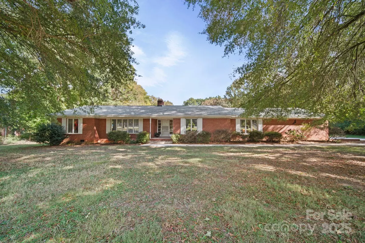 Gastonia, NC 28056,114 Huffstetler RD