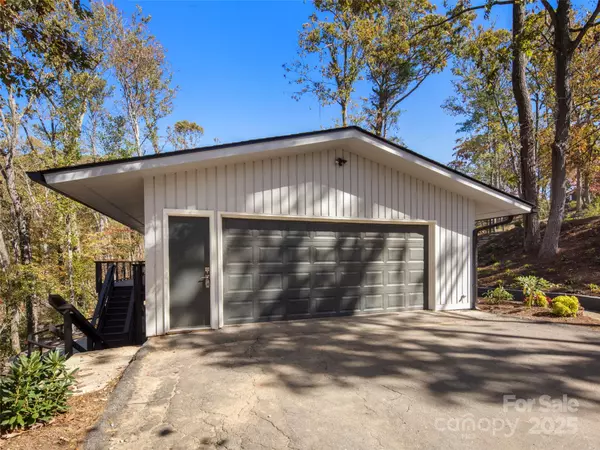 Asheville, NC 28804,7 Kent PL