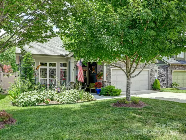 Flat Rock, NC 28731,536 Summerfield PL