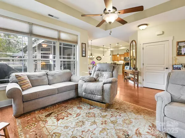 Flat Rock, NC 28731,536 Summerfield PL