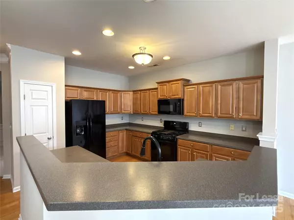 Huntersville, NC 28078,8130 Bridgegate DR