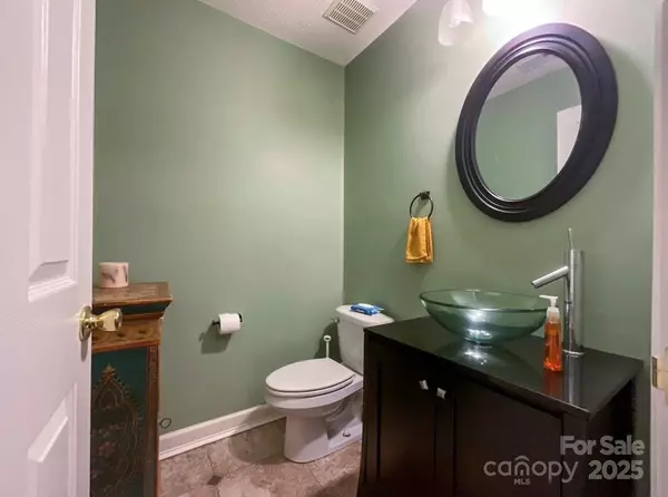 Charlotte, NC 28277,8772 Robinson Forest DR #1202