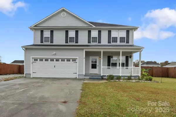 113 Woods Run CIR, Richlands, NC 28574