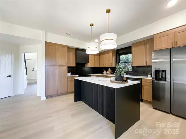 Charlotte, NC 28269,3826 Yorkford DR