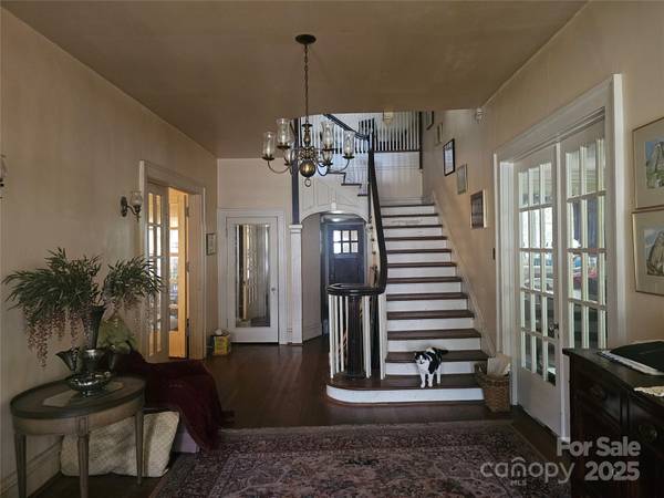 Winston Salem, NC 27101,1100 4th ST