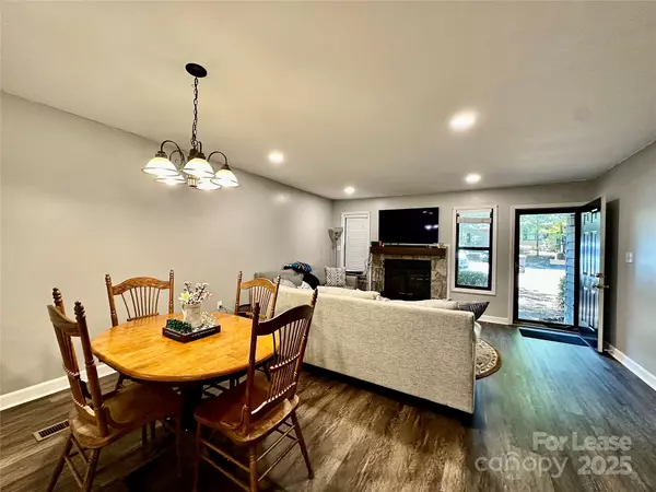 Fort Mill, SC 29715,392 Tall Oaks TRL