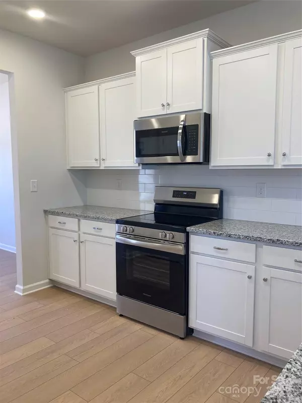 Concord, NC 28025,5518 Arnold WAY