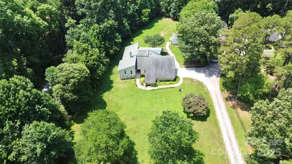 Mount Holly, NC 28120,1769 Old Nc 27 HWY