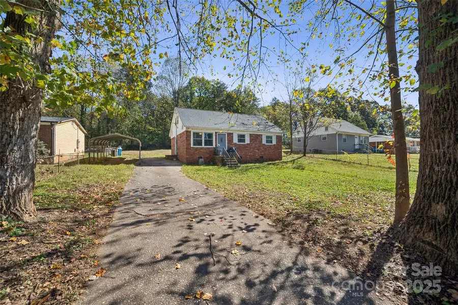 1129 Rita AVE, Statesville, NC 4832