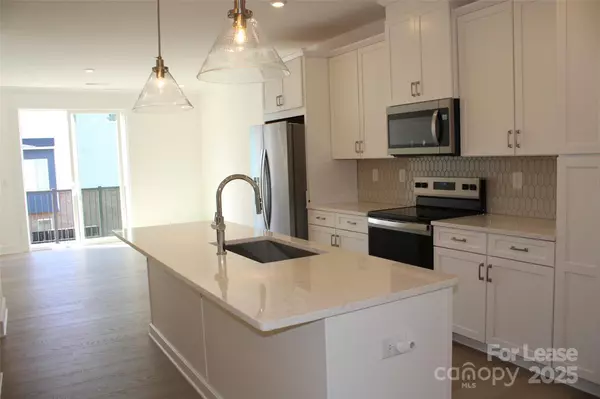 Charlotte, NC 28206,1340 Hamilton ST