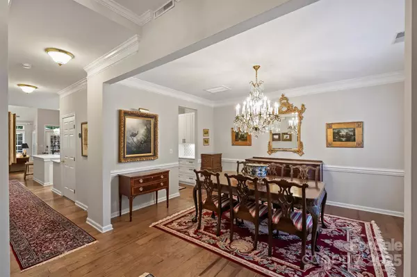 Charlotte, NC 28277,5101 Berkeley Creek LN