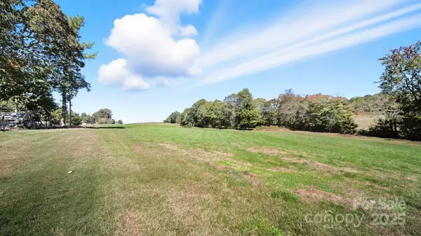 Maiden, NC 28650,2743 Water Plant RD