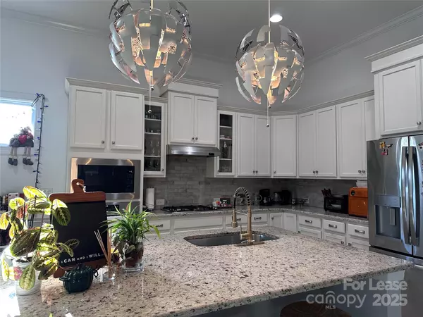 Fort Mill, SC 29707,1101 Waterlily DR #31