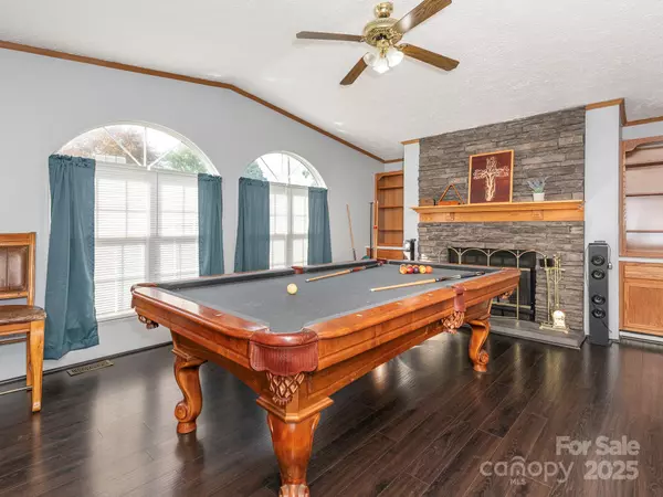 Kannapolis, NC 28083,413 E 25th ST