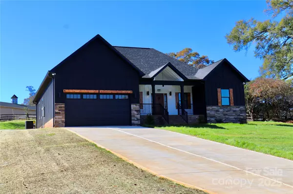 Maiden, NC 28650,2667 Polo LN