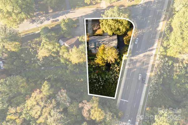 Charlotte, NC 28210,2836 Huntingtowne Farms LN