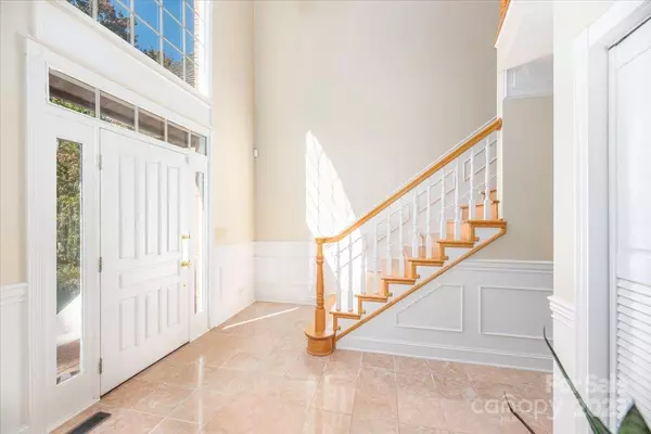 Waynesville, NC 28786,295 Laurel Ridge DR