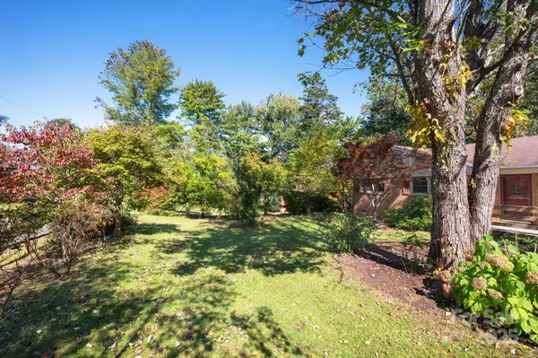 Asheville, NC 28805,14 Wagon RD