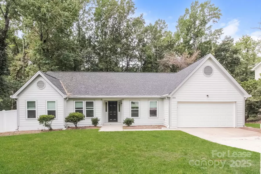 10141 Crayton DR, Charlotte, NC 28269