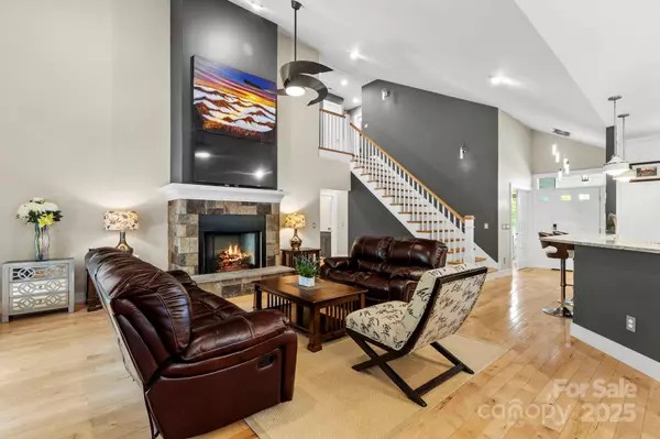 Arden, NC 28704,12 Broadmoor DR
