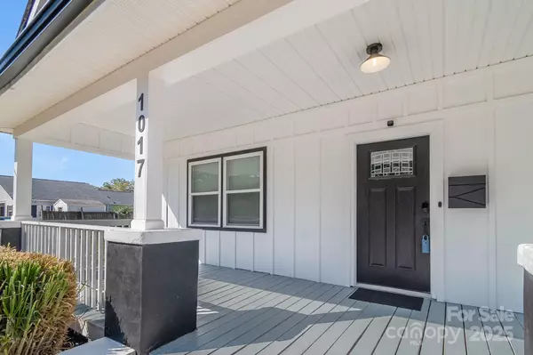 Charlotte, NC 28205,1017 Pegram ST