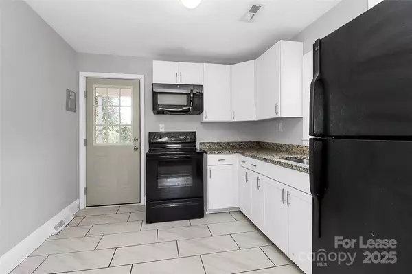 Charlotte, NC 28208,3503 Meredith AVE