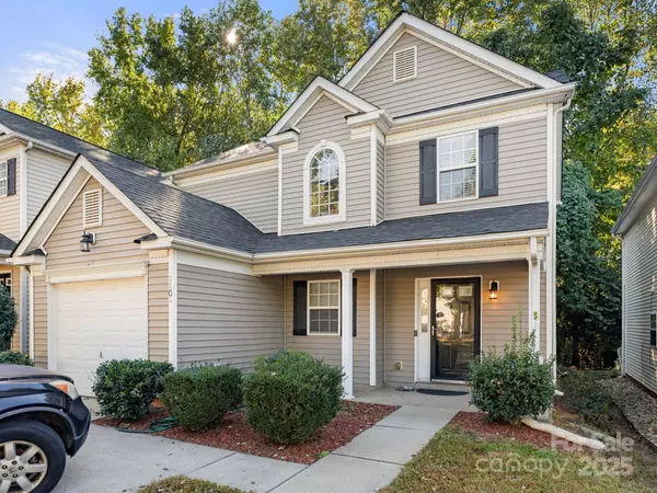 2604 Cochrane DR, Charlotte, NC 28269