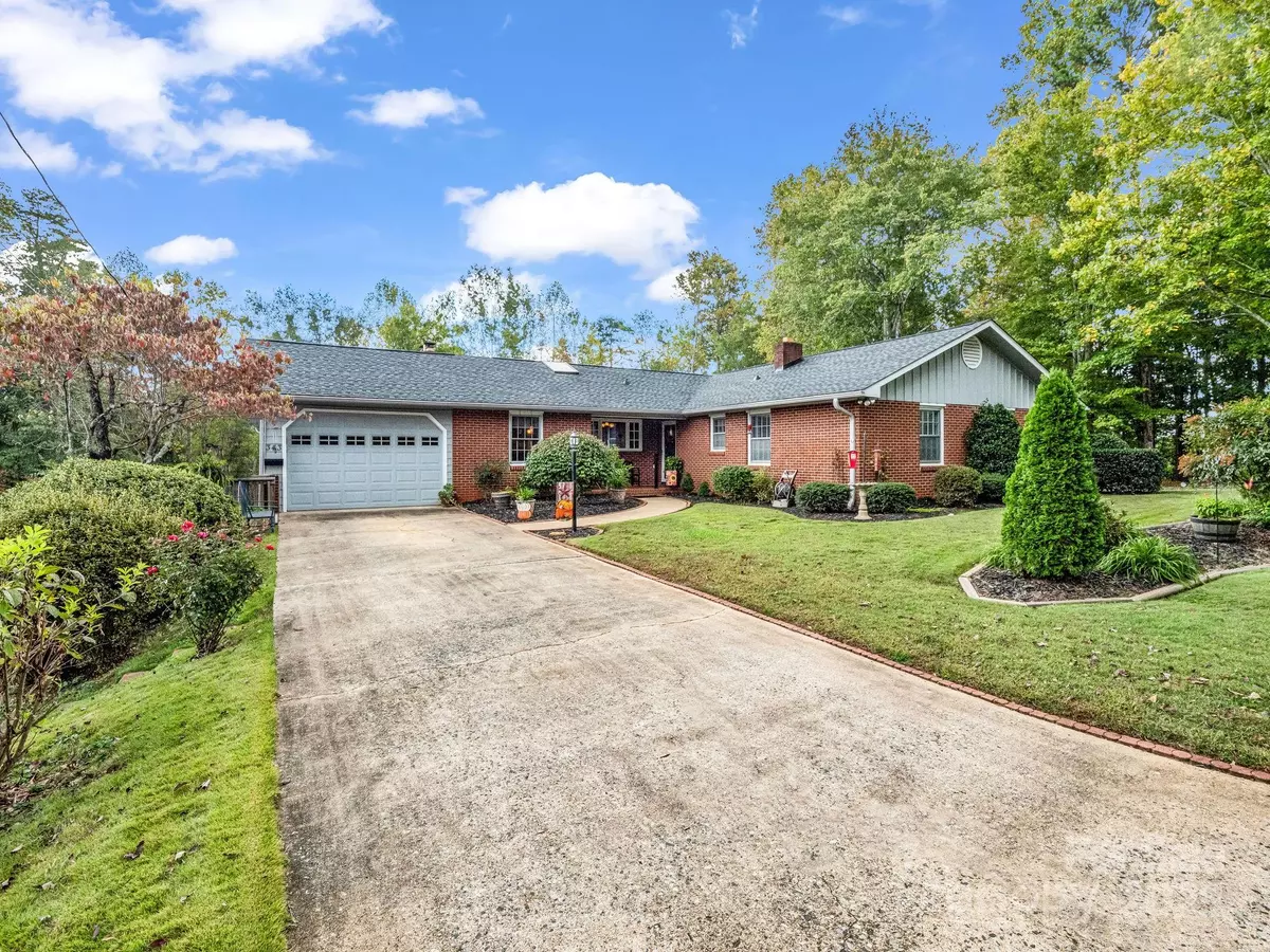 Spindale, NC 28160,343 Nebraska ST