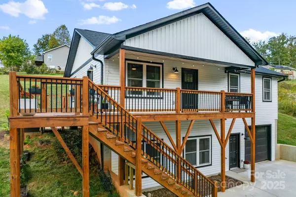 Mars Hill, NC 28754,121 Ponder ST